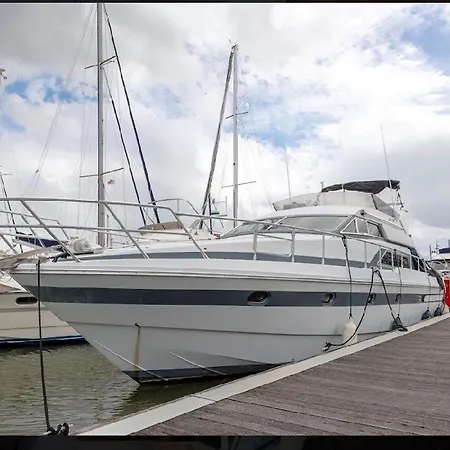Beautiful And Magnific Yacht *